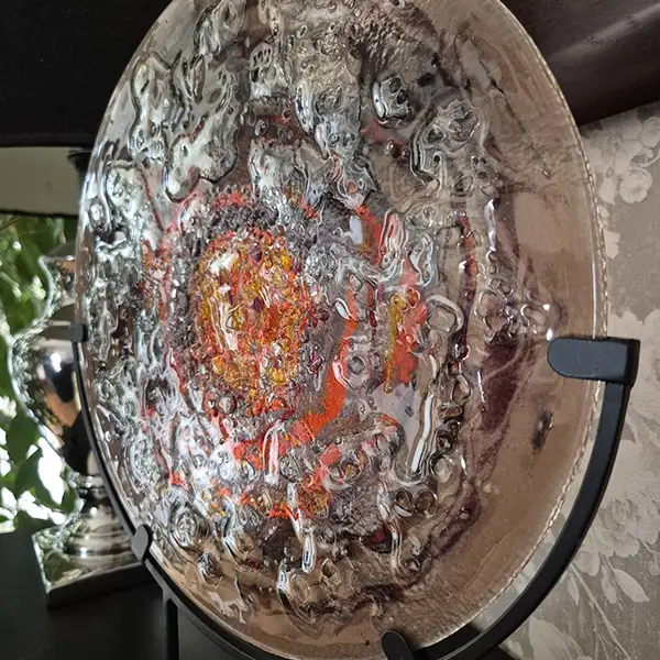 Fusing z inkluzjami - ozdoba stojąca, śr. 30 cm., wys. całkowita 40 cm. - obrazek 2